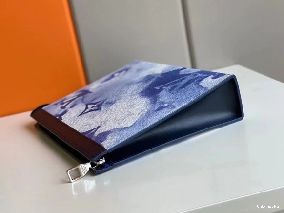 VUITTON VOYAGE LOUIS POCHETTE MM 1217